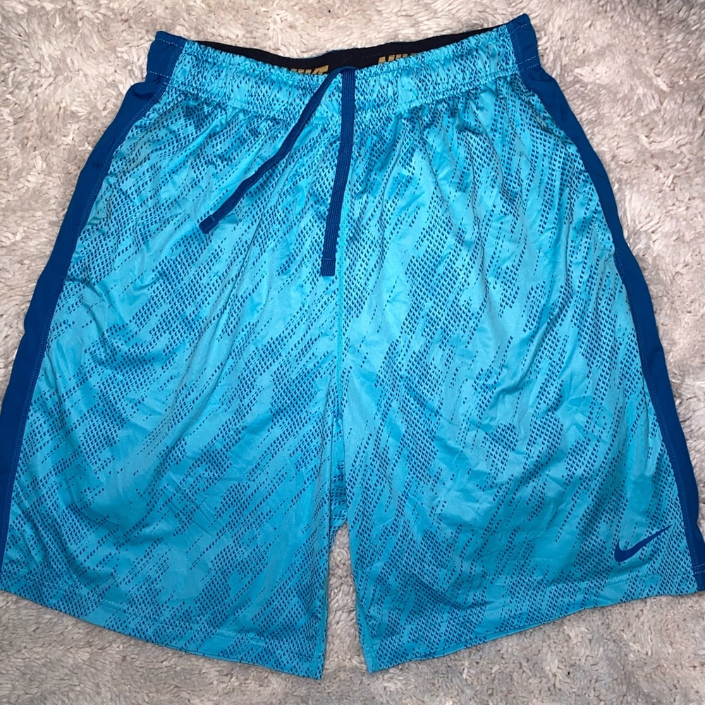 Nike short